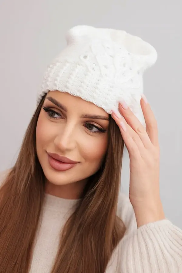 Kesi Ženska zimska kapa s vunom i šljokicama