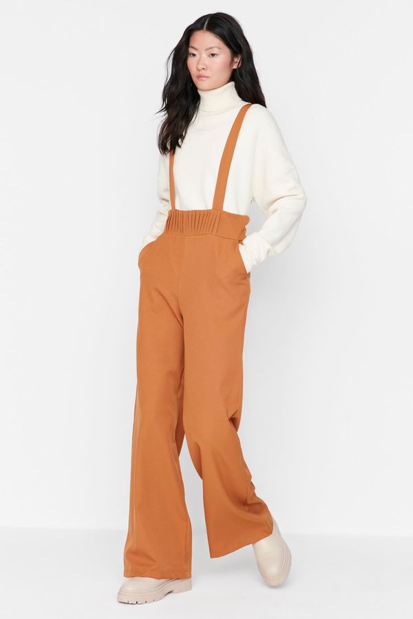 Trendyol Ženske hlače Trendyol TWOAW22TU0284/Black