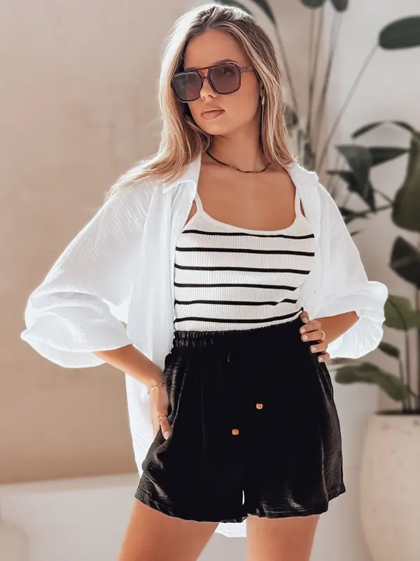 DStreet Ženske kratke hlače od tkanine SUMMER TRIP crne