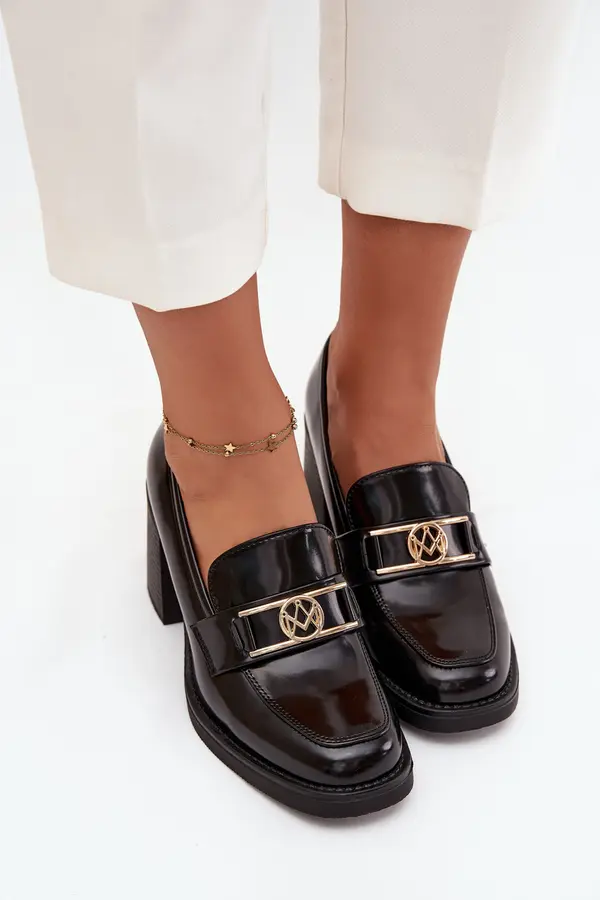Boto Ženske mokasine s petom i ukrasom