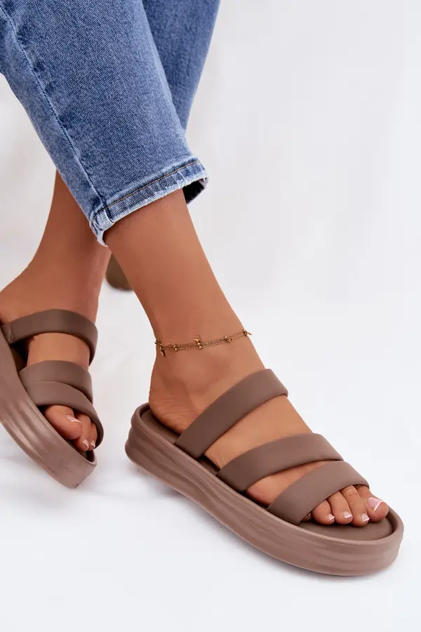 Boto Ženske sandale na platformu s remenčićima kaki boje