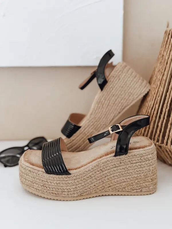 DStreet Ženske sandale TRENDJOY crne