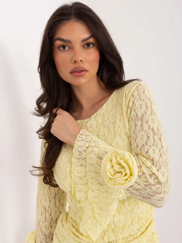 Italy Moda Žuta čipkasta bluza s volanima