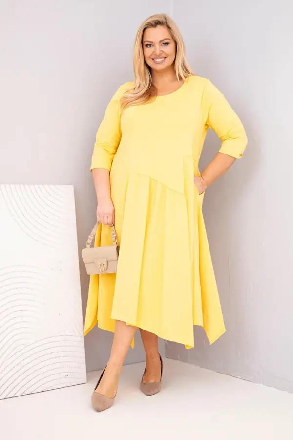 Kesi Włoski Žuta plus size haljina s asimetričnim rubom