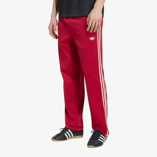 adidas Originals Donji dio trenerke adidas Team Victory Red/ Warm Vanilla S