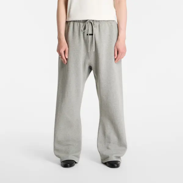 Fear of God Essentials Donji dio trenerke Fear of God Essentials Signature Classic Fit Flare Sweatpants Concrete Heather/ Dark Concrete Heather XL