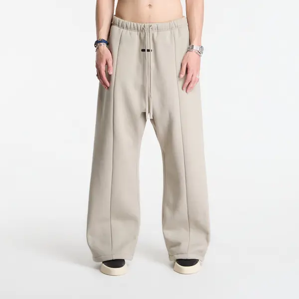 Fear of God Essentials Donji dio trenerke Fear of God Essentials Signature Lounge Sweatpants Seal M