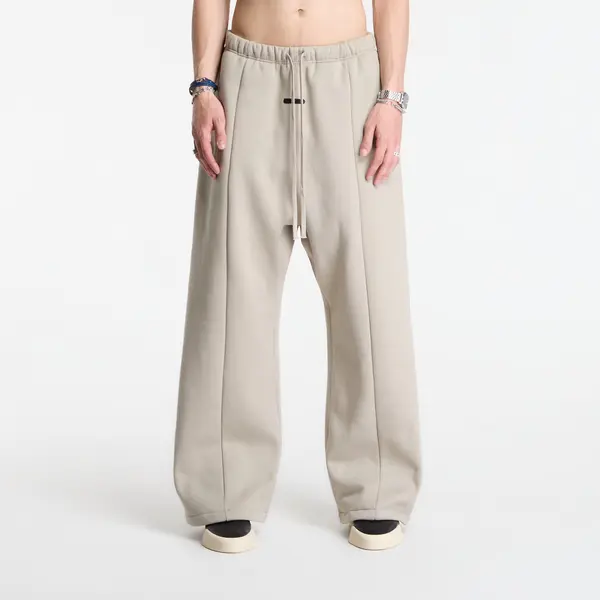 Fear of God Essentials Donji dio trenerke Fear of God Essentials Signature Lounge Sweatpants Seal S