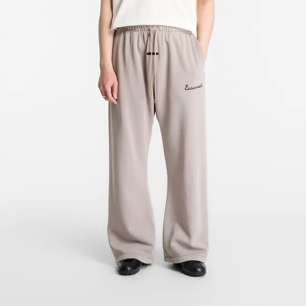 Fear of God Essentials Donji dio trenerke Fear of God Essentials Training Classic Fit Flare Sweatpant Faded Seal XL