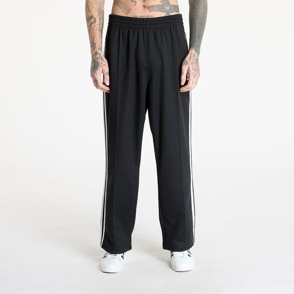 adidas Originals Hlače adidas Firebird Adicolor Baggy Fit Trackpant Black S