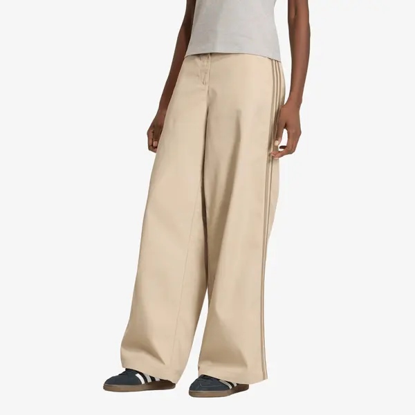 adidas Originals Hlače adidas Tailored Pants Khaki Three/ Khaki Six/ Cream White 12
