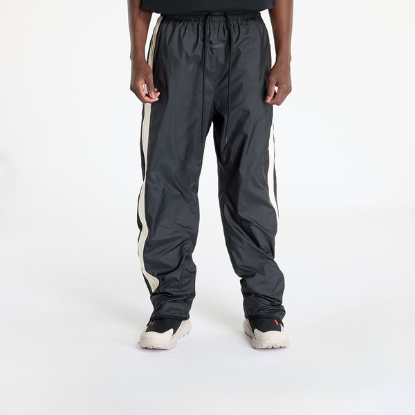 adidas Originals Hlače adidas x Fear Of God Athletics Woven Relaxed Track Pant Black M