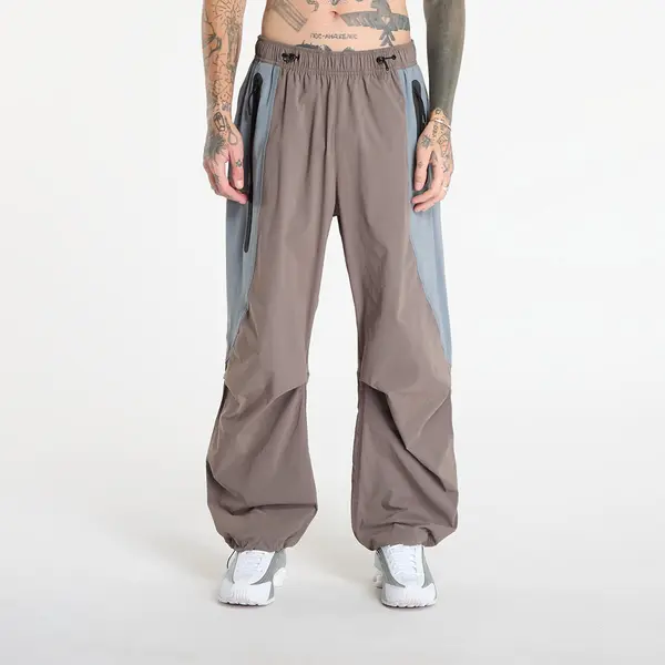 Nike Hlače Nike Tech Men's Dri-FIT Woven Color-Block Oversized Pants Cave Stone/ Cool Grey/ Black XXL