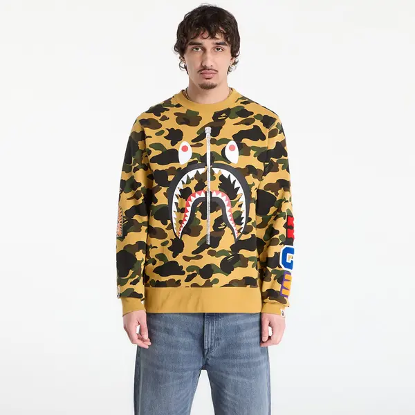 A BATHING APE Hoodica A BATHING APE 1St Camo Shark Crewneck Sweatshirt UNISEX Yellow M