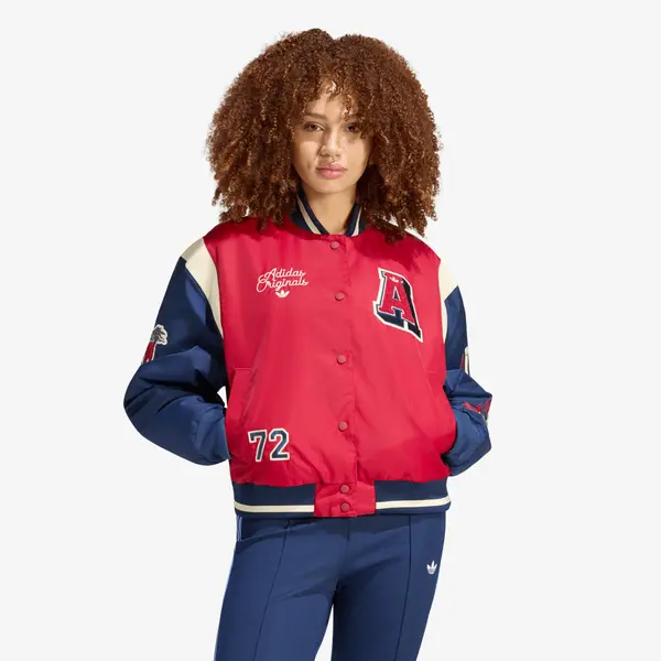 adidas Originals Jakna adidas Jkt With Badges Team Victory Red/ Night Indigo S