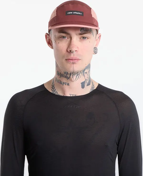 Ciele Athletics Kapa Ciele Athletics GOCap Field Iconic Bar Andorra Rose Dawn M/L