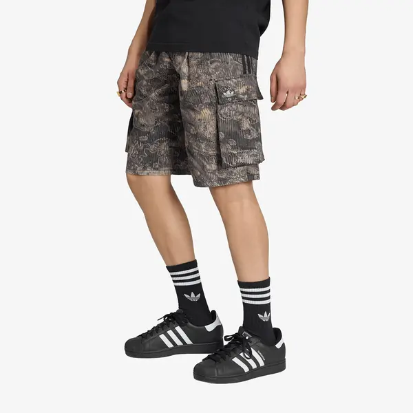 adidas Originals Kratke hlače adidas Adilenium Season 5 Aop Cargo Shorts Chalk Pearl/ Wonder Taupe 28