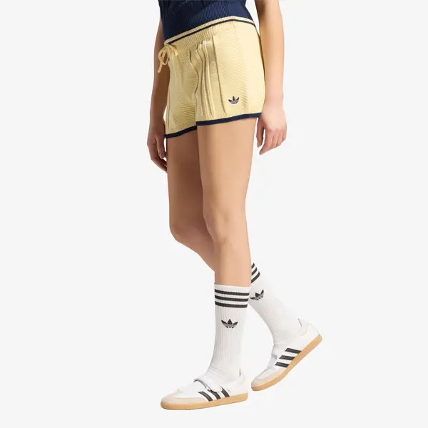 adidas Originals Kratke hlače adidas Cable Knit Shorts Warm Vanilla M