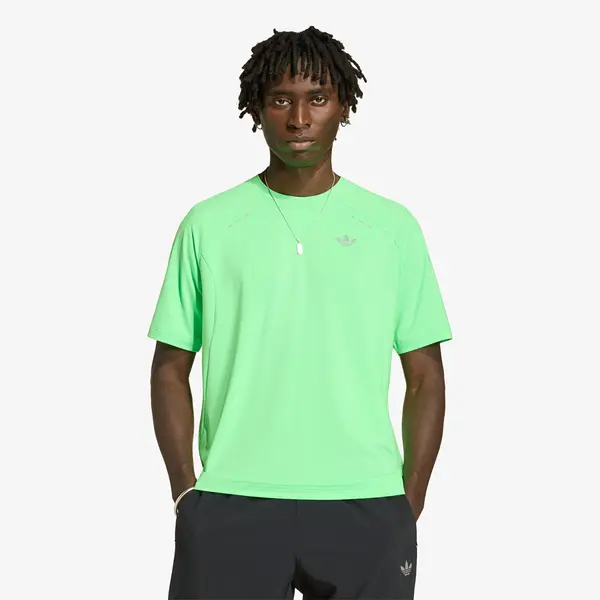adidas Originals Majica adidas Tech Trefoil Essentials Polyester T-Shirt Screaming Green M