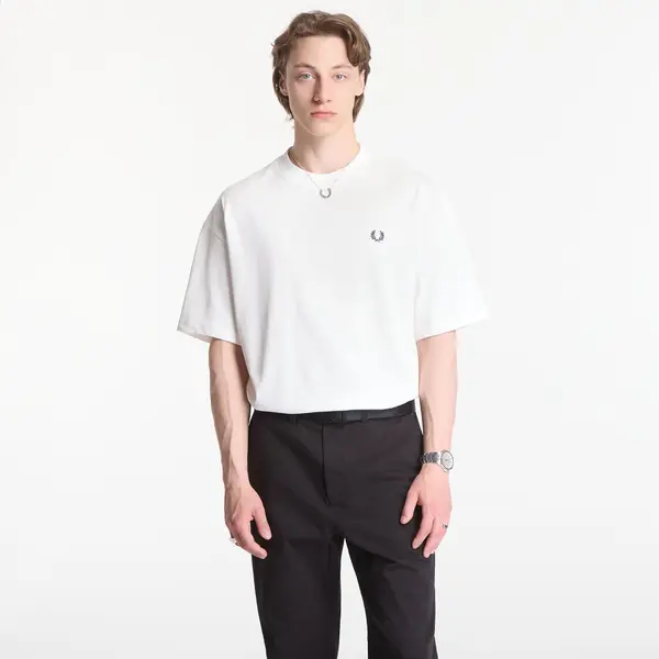 FRED PERRY Majica Fred Perry Back Print Lrl Wreath T-Shirt White M