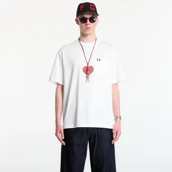 FRED PERRY Majica Fred Perry Pocket Detail T-Shirt White M