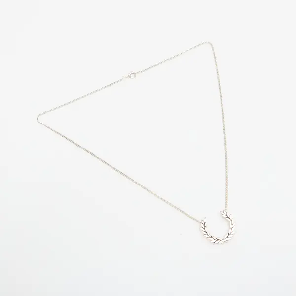 FRED PERRY Ogrlica Fred Perry Laurel Wreath Necklace ? Universal