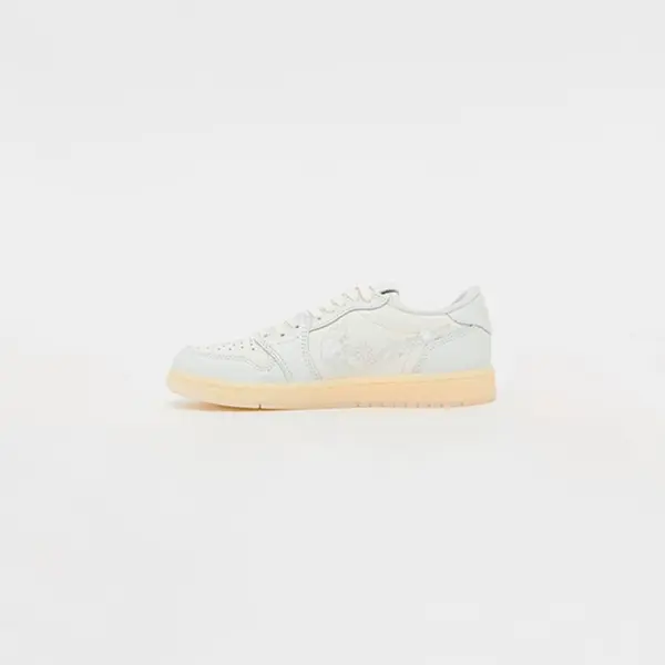 Jordan Sneakers Air Jordan 1 Retro Low OG "Floral Swoosh" Sail/ Off White-Coconut Milk EUR 40.5