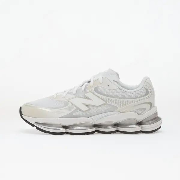 New Balance Sneakers New Balance 2000 White/ Silver Metallic EUR 43