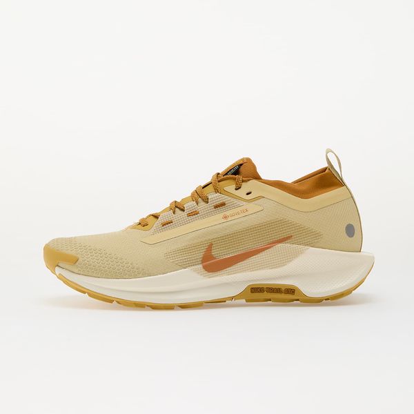 Nike Sneakers Nike Reactx Pegasus Trail 5 Gtx Sp Team Gold/ Desert Ochre-Wheat Gold-Pale Ivory EUR 36.5