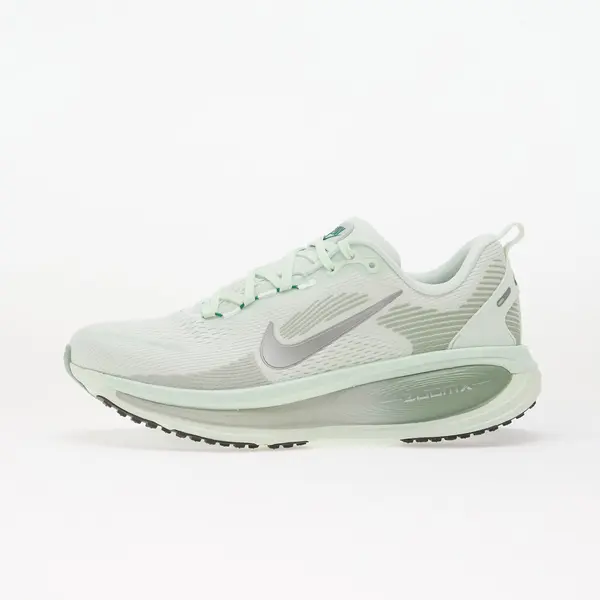 Nike Sneakers Nike Vomero 18 Barely Green/ Metallic Silver-Steam EUR 37.5