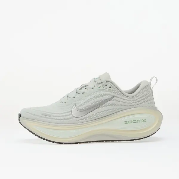 Nike Sneakers Nike Vomero Plus Light Silver/ Metallic Silver EUR 39