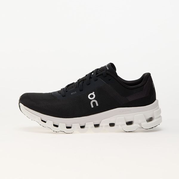 On Sneakers On W Cloudflow 4 Black/ White EUR 39