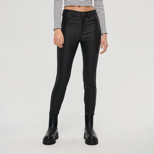 House House - Hlače s voštanim efektom - Crna