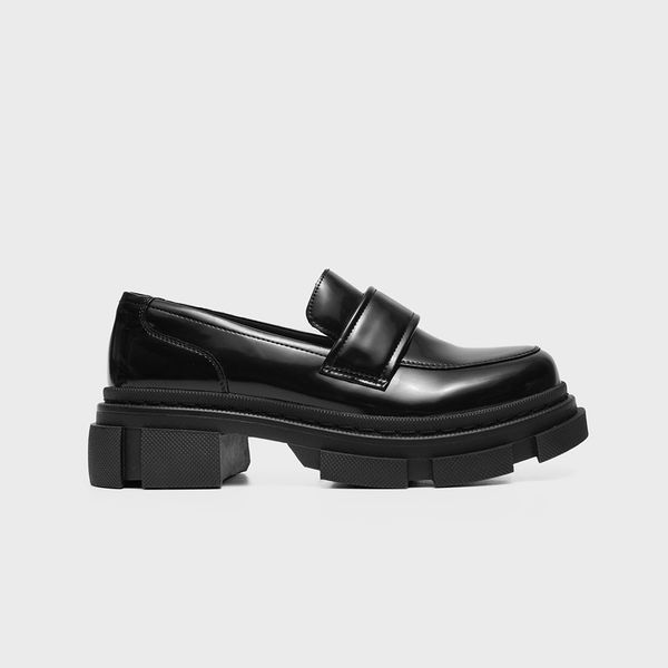 House House - Mokasinke - Crna