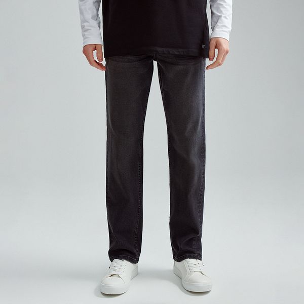 House House - Straight traperice - Crna