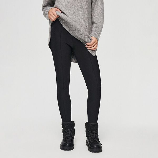 House House - Tajice s petama - Crna