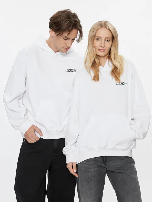 2005 2005 Majica dugih rukava Unisex Basic Bijela Relaxed Fit