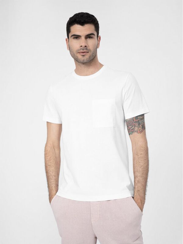 4F 4F T-shirt 4FSS23TTSHM297 Bijela Regular Fit