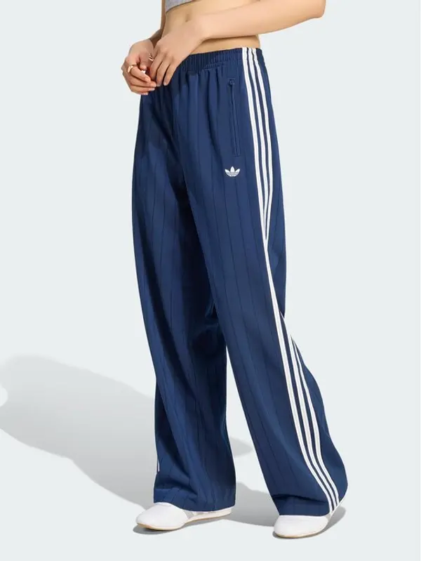 Adidas adidas Donji dio trenerke 165468 Svijetlo plava Loose Fit