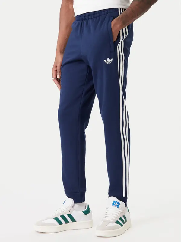 Adidas adidas Donji dio trenerke 3-Stripes KE3561 Tamnoplava Slim Fit