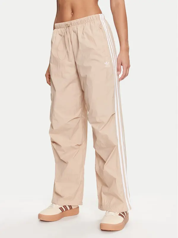 Adidas adidas Donji dio trenerke 3-Stripes Woven Parachute IY7252 Bež Loose Fit