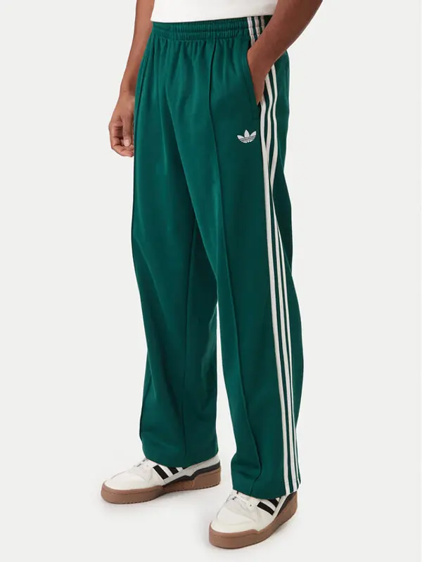 Adidas adidas Donji dio trenerke adicolor KE3497 Zelena Loose Fit