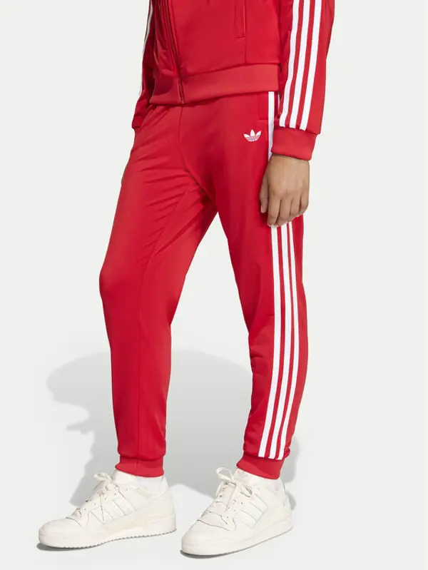 Adidas adidas Donji dio trenerke adicolor SST KE2861 Crvena Regular Fit