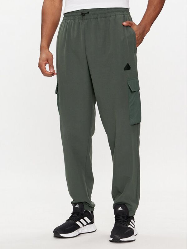 adidas adidas Donji dio trenerke City Escape Premium IN3699 Zelena Regular Fit