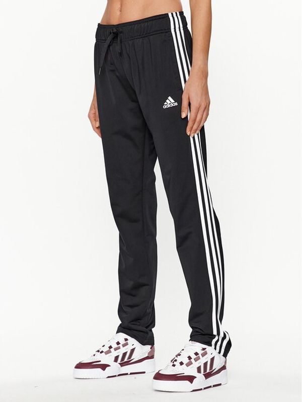 adidas adidas Donji dio trenerke Essentials Warm-Up 3-Stripes H48451 Crna Regular Fit