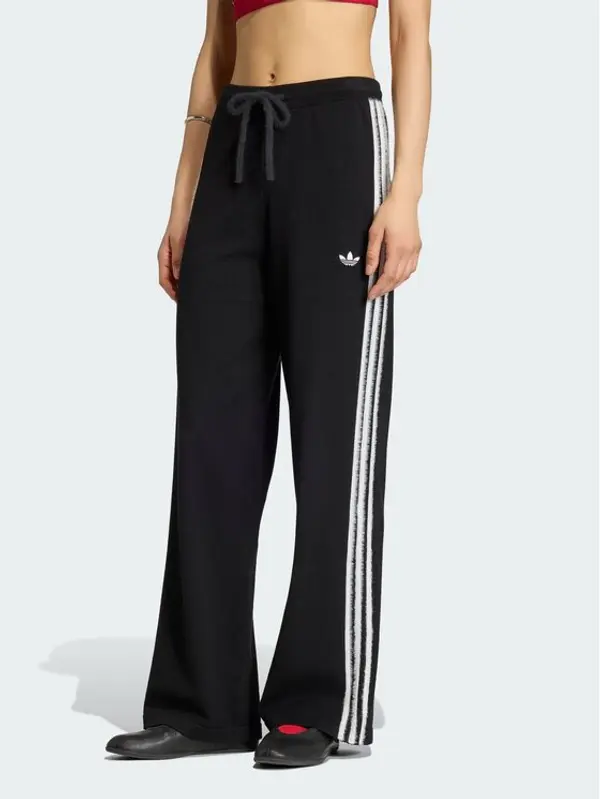 Adidas adidas Donji dio trenerke Firebird KS9363 Crna Regular Fit