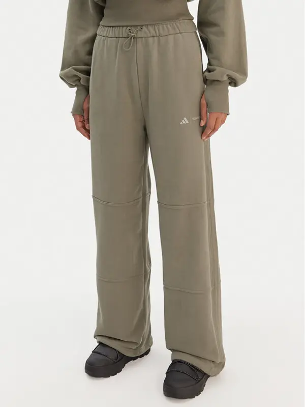 Adidas adidas Donji dio trenerke JM1099 Zelena Regular Fit