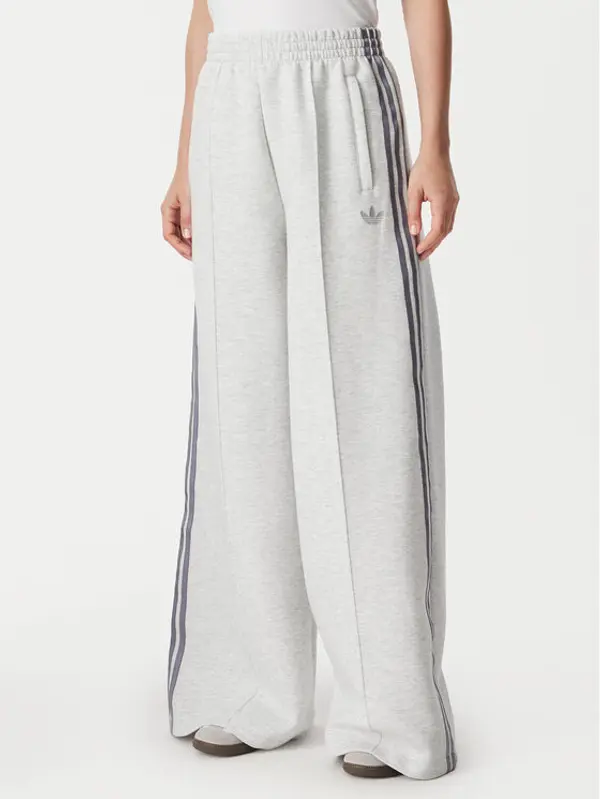 Adidas adidas Donji dio trenerke Spacer  HY8044 Svijetlo siva Wide Leg