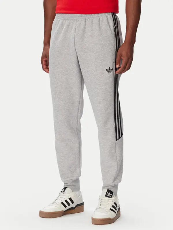 Adidas adidas Donji dio trenerke Spacer Teamgeist 26 Cutline Cuffed KR7072 Siva Regular Fit