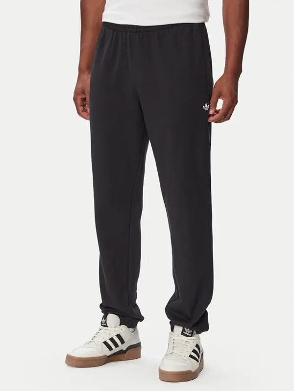 Adidas adidas Donji dio trenerke Trefoil Essentials KR3463 Crna Regular Fit